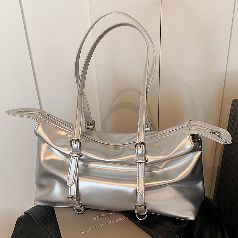 Women Large Capacity Red Underarm Bag Versatile Casual One Shoulder Folded Bag Autumn Winter Minimalist Class Commuting Tote Bag