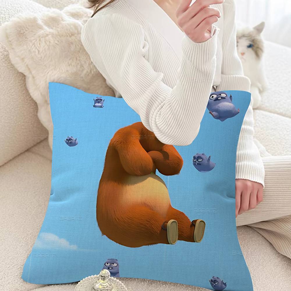 Grizzly And Lemmings Pillow Gift Home Office Decoration Bedroom Sofa Car Cushion Cover case 45x45