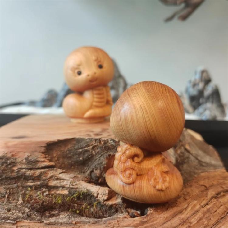 2025 Snake New Years Figurine Statue Wood Carving Zodiacs Snake Decoration Desk Car Interior Ornament