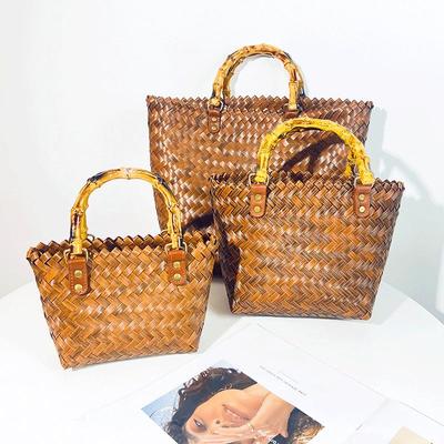 Borsa a tracolla estiva rétro fatta a mano in paglia con manico in bambù
