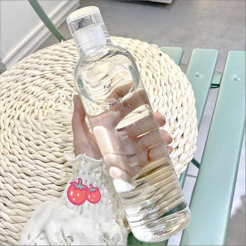 750ml Portable Hydration Bottles for Water Juice Coffee Durable Material for Outdoor Activities