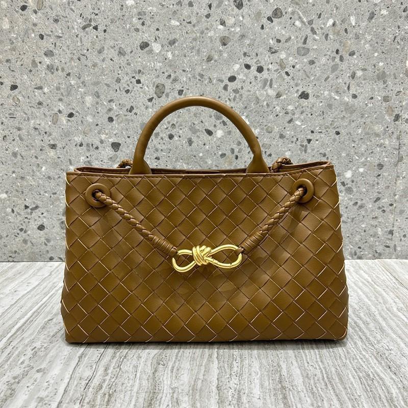 Niche Design New Style Metal Rope Buckle Genuine Leather Woven Tote Bag One-shoulder Portable Large-capacity Retro Women's