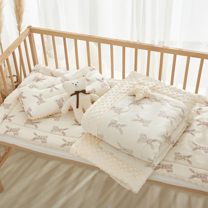 

Детский постельный комплект класса А для детского сада: Квилт, Одеяло и Подушка Single Mattress 60*130CM [1.1 lb]