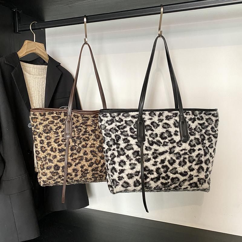 Stylish Large Leopard Print Tote Bag For Women Versatile Everyday Use In Chic Black And Coffee Colors