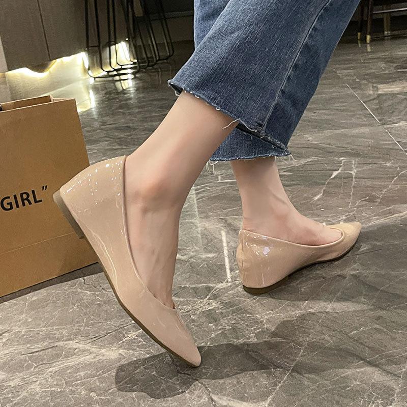French sexy pointed head inner height increase of 5 cm light mouth women's shoes versatile temperament soft leather nude single shoes commuting fashio