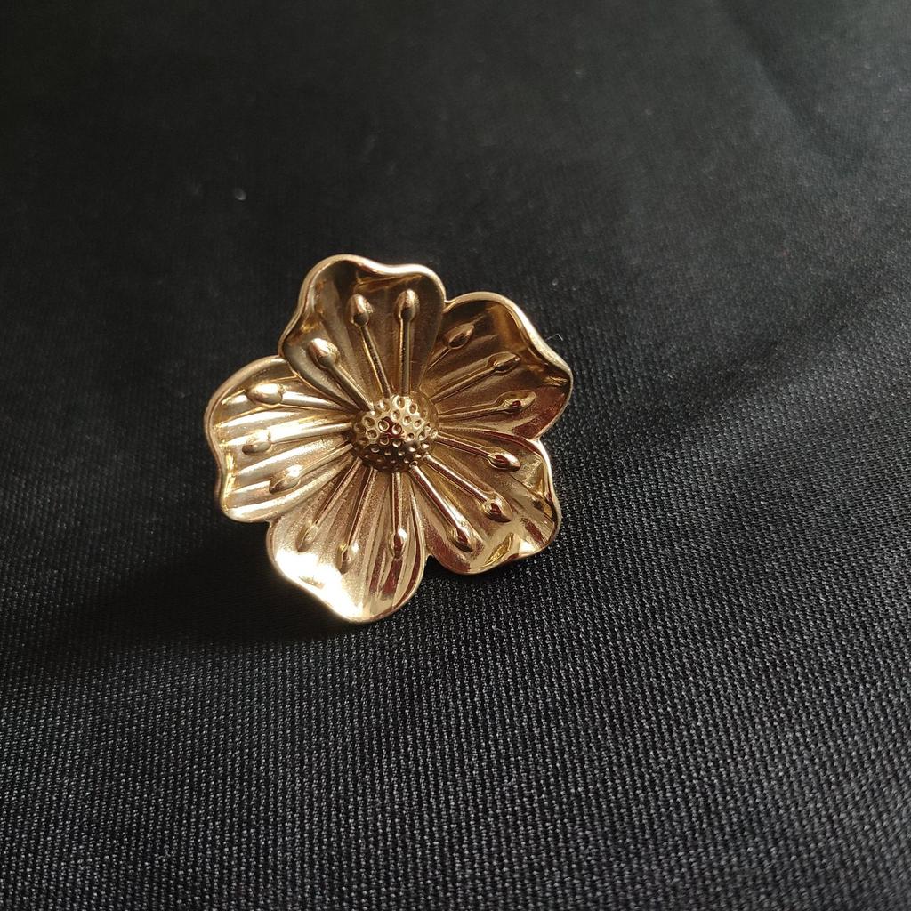 Brass Forging, Plum Blossom Shape, Creative Handle, Wardrobe Drawer, Small Handle, All Copper, Single Hole, Simple