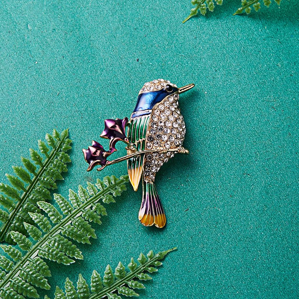 New Fashion Rhinestone Enamel Bird Brooch Cute Ainmal Hummingbird Brooches Scarf Dress Coat Lapel Pins Suit Badges Jewelry Gifts