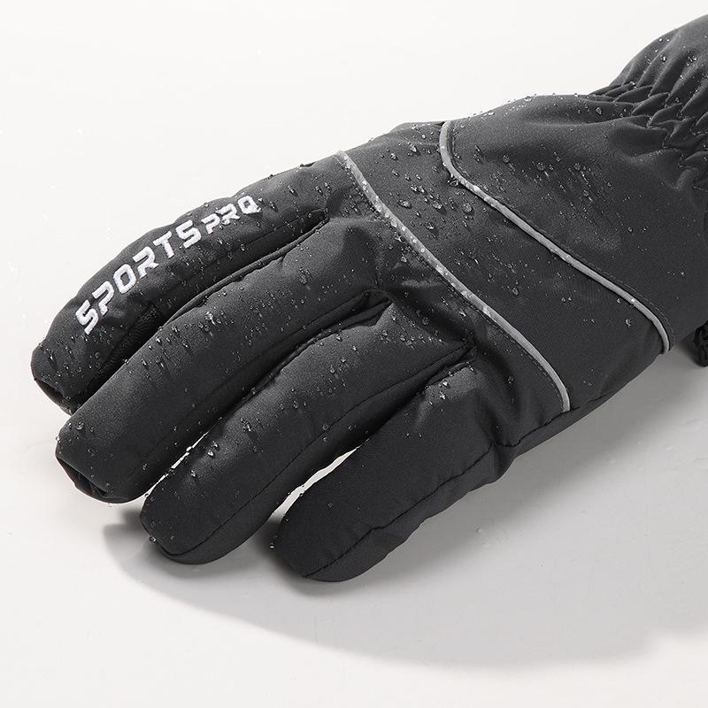 Men's Winter Ski Gloves: Cold-Proof, Thick Velvet Lining, Windproof, Touchscreen Compatible for Mountaineering, Motorcycling, and Outdoor Riding.