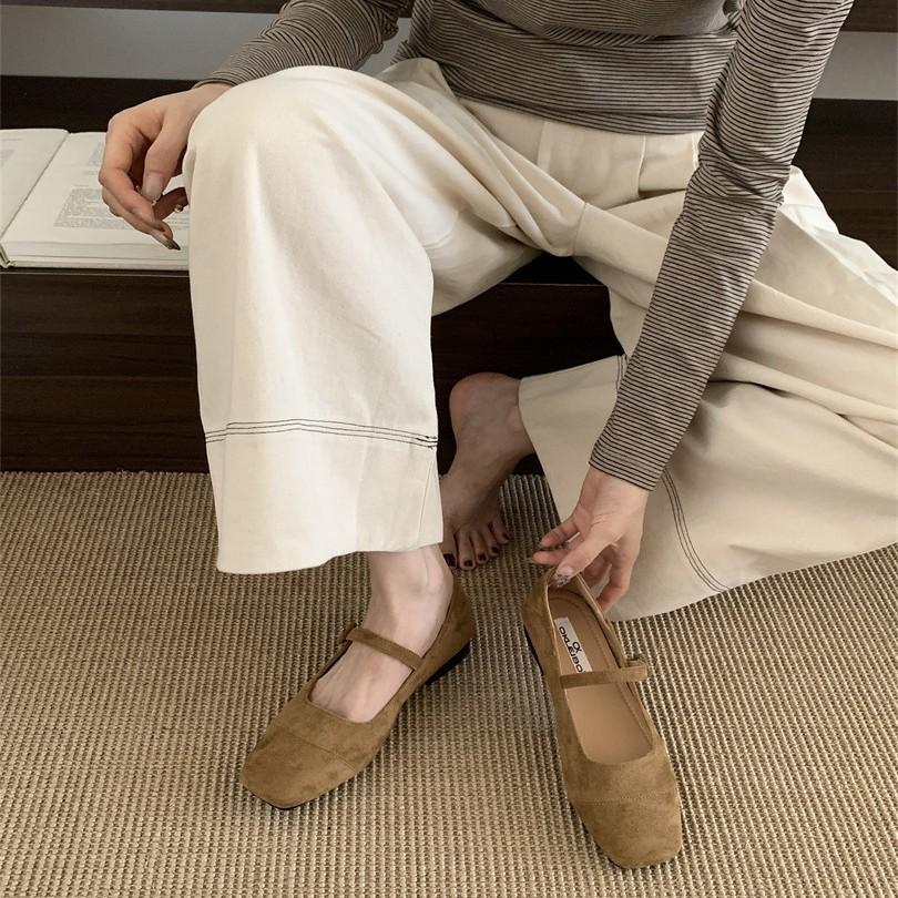 With Skirt Single Shoes Flat Bottom Retro Gentle Grandma Shoes Women's 2025 New Spring Mary Jane Shoes Versatile