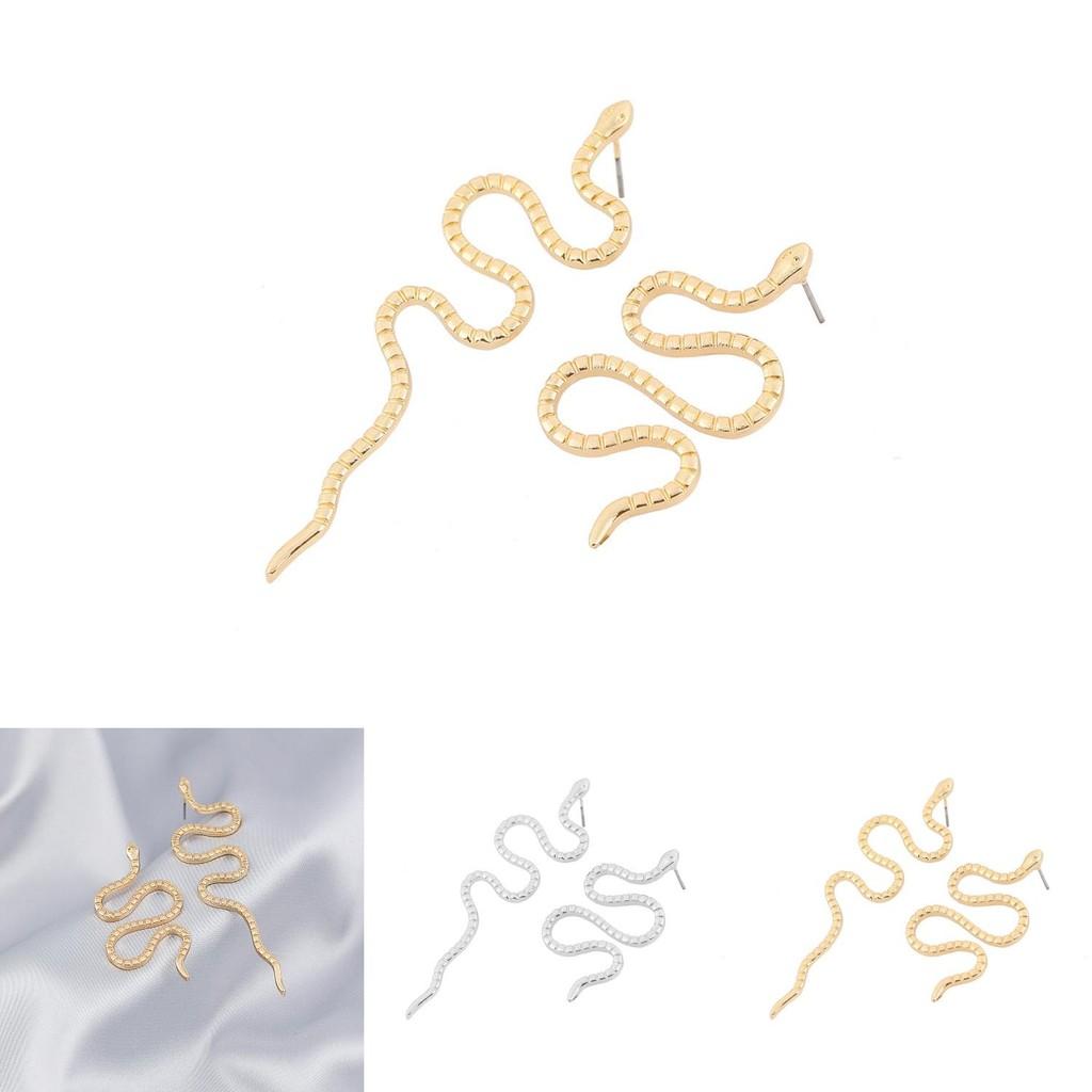 Trendsetting Snake Element Earrings Classy And Versatile Statement Ear Accessories