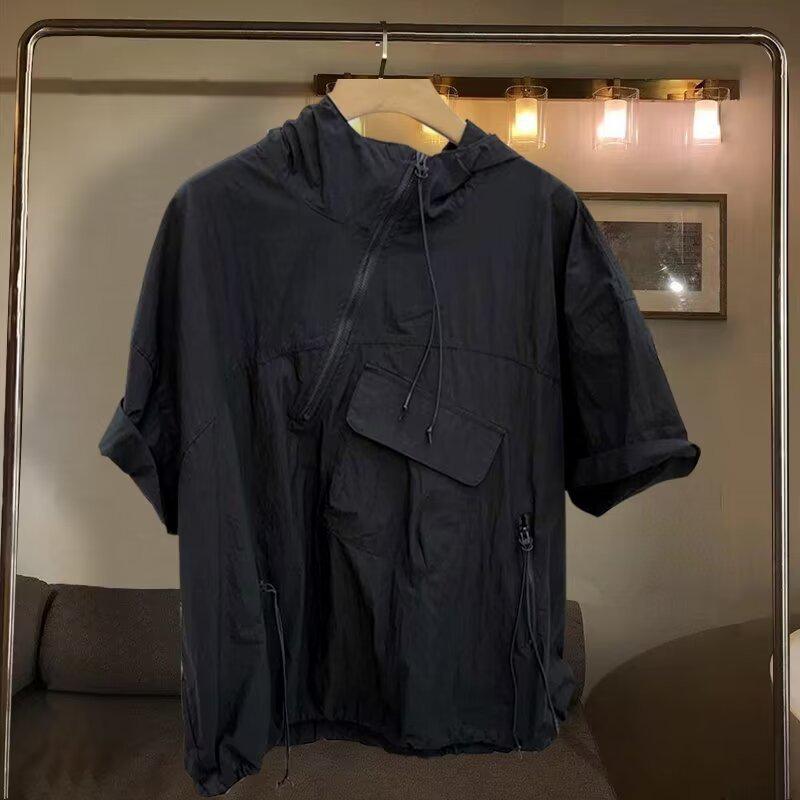 Men's Korean Style Hooded Short-Sleeve T-Shirt with Zipper Design and Large Pocket