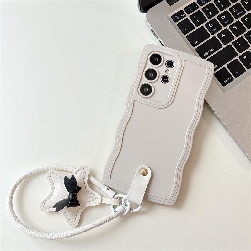 Fashion Wave Phone Case for IPhone 17 16 15 14 13 12 Case Samsung Galaxy S25 Edge S24 S23 S22 S21Ultra Plus FE Shockproof Soft Cover with Bracelet