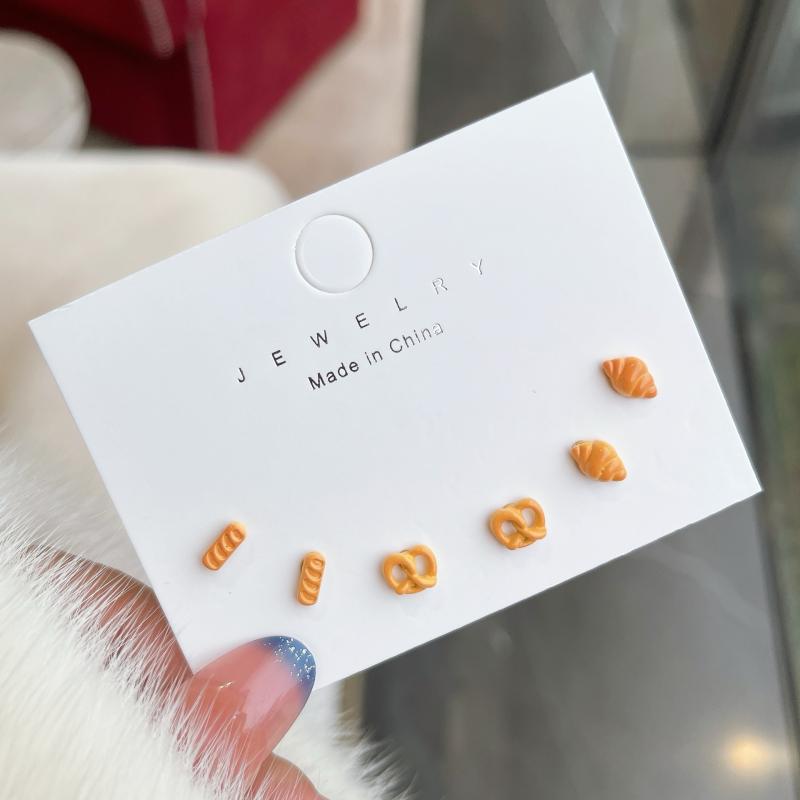 3Pair Mini Twisted Croissant Stud Earring Simulated Bread Earrings For Women Minimalist Food Fine Jewelry Bead Accessories