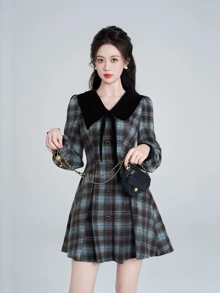 2025 Blue Plaid Retro French Doll Dress: Stunning Summer Academy Waist-Cinched Skirt Medium