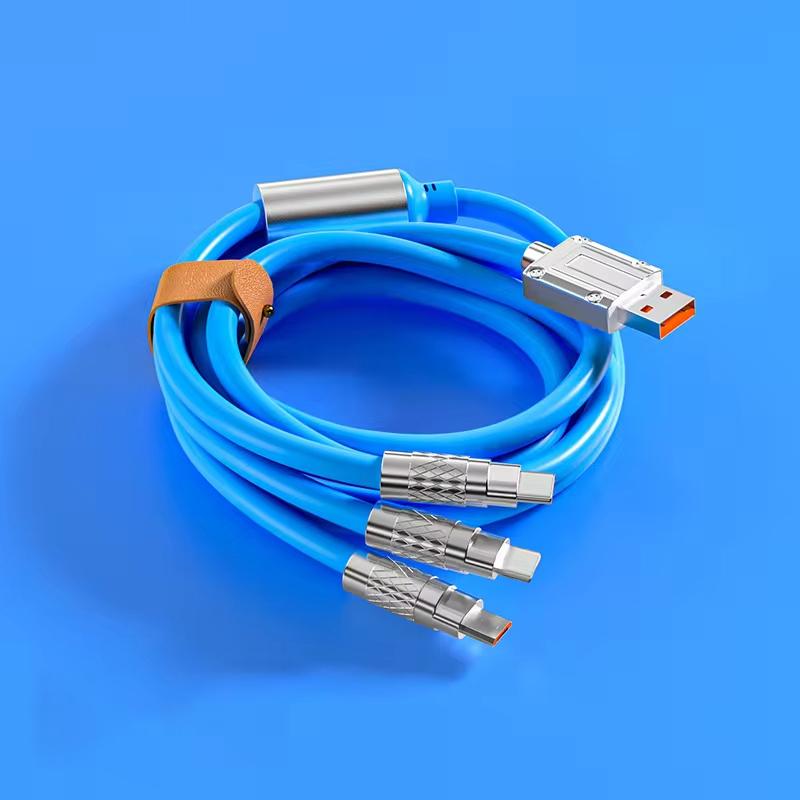 High Quality 6A 3-in-1 120W Metal Data Cable Super Fast Charging for iPhone and for Huawei Type-C USB for Car Use