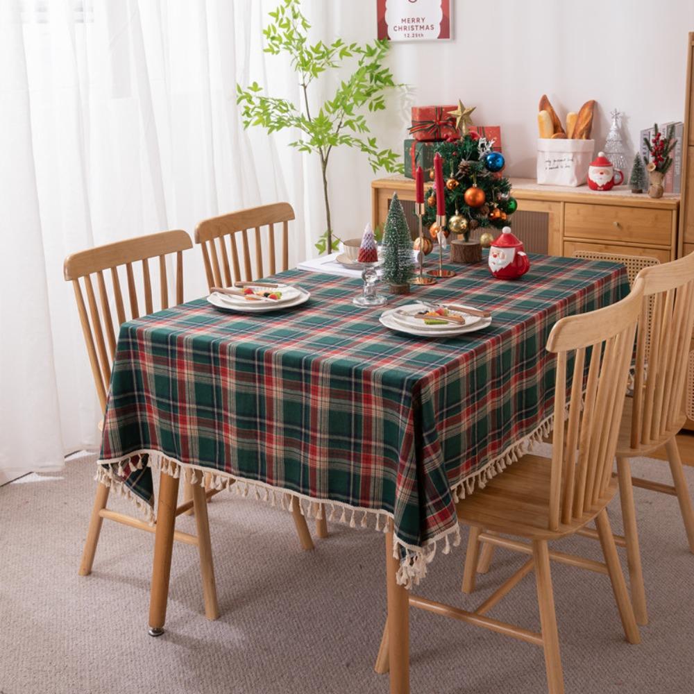 Festive Christmas Table Runner American Woven Polyester Cotton Red Green Checkered with Fringe for Dining Decor