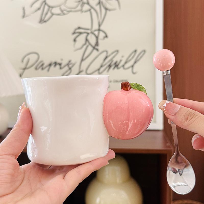 

Hand-painted Fruit Ceramic Mug Underglaze Color Creative Apple Handle Cup Home Breakfast Milk Cup Souvenir 320ml