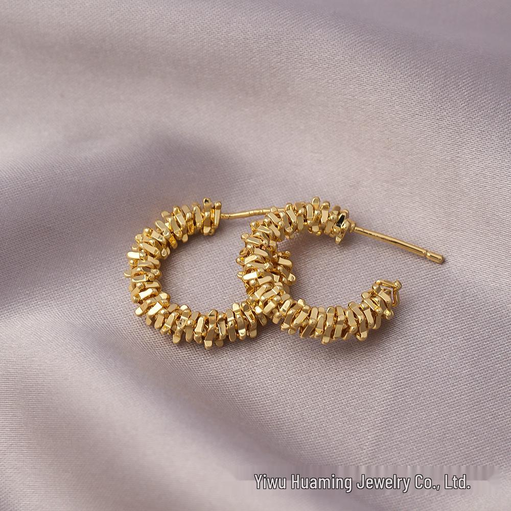 European American Style Luxury Stud Earrings: Elegant Cross-border Niche Hoops, Versatile Celebrity-inspired Accessories