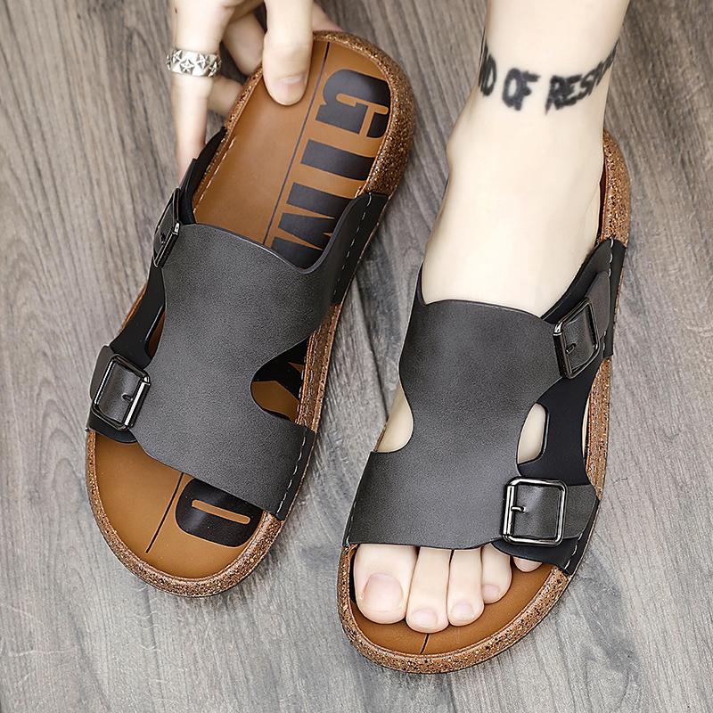 Fashion Trendy men's summer slippers Minimalist comfortable and breathable style Outdoor fashion street walking Luxury hot selling shoes