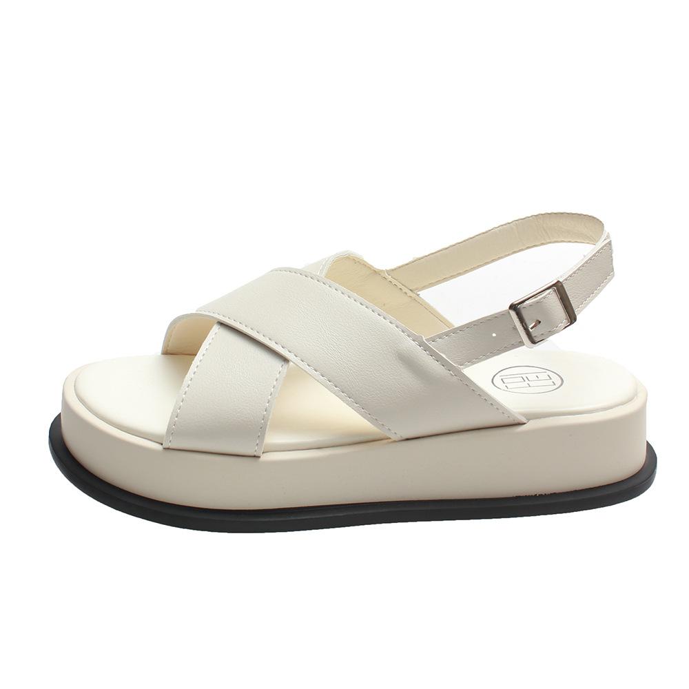 Thick-soled casual one-word buckle sandals women's summer 2025 new fashion Internet celebrity viral trends Roman shoes