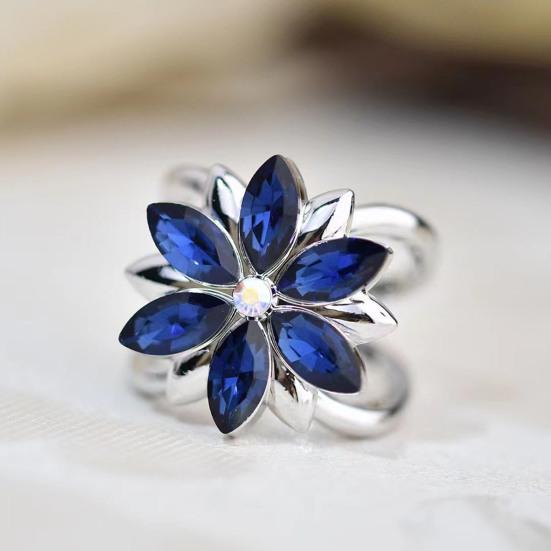 Strassblumen Seidenschalring Damen T-Shirt Krawattennadel Kleiderecke Geknoteter Knopf