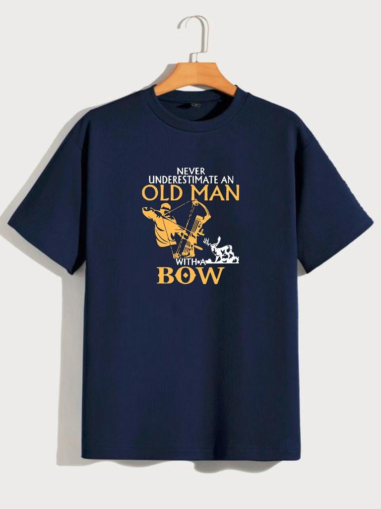 Never Underestimate An Old Man With A Bow Funny Archery Bow Hunting Gift T-Shirt