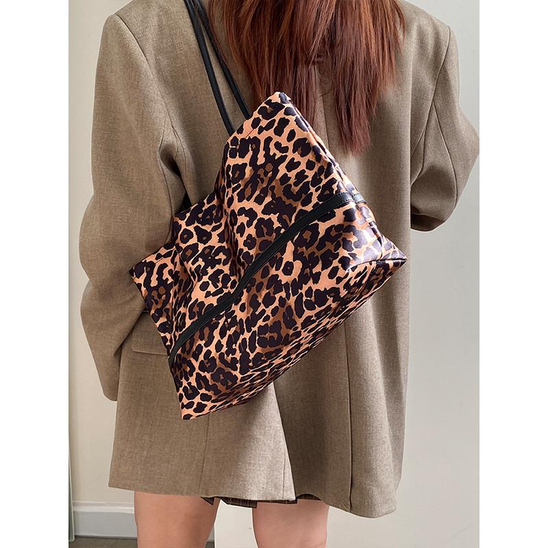 Ielgy Autumn Winter Leopard Print Canvas Tote Bag Large Capacity Shoulder Handbag