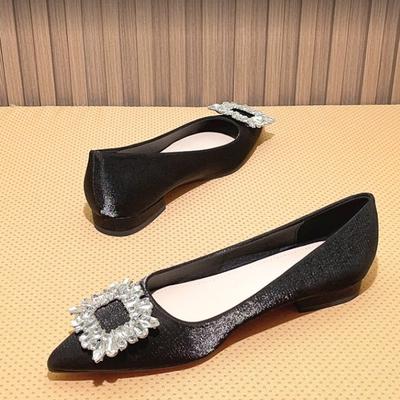 A Fashionable Autumn New Temperament Niche Women's Flat-soled Single Shoes Rhinestone Wedding Shoes Pointed Single Shoes Women