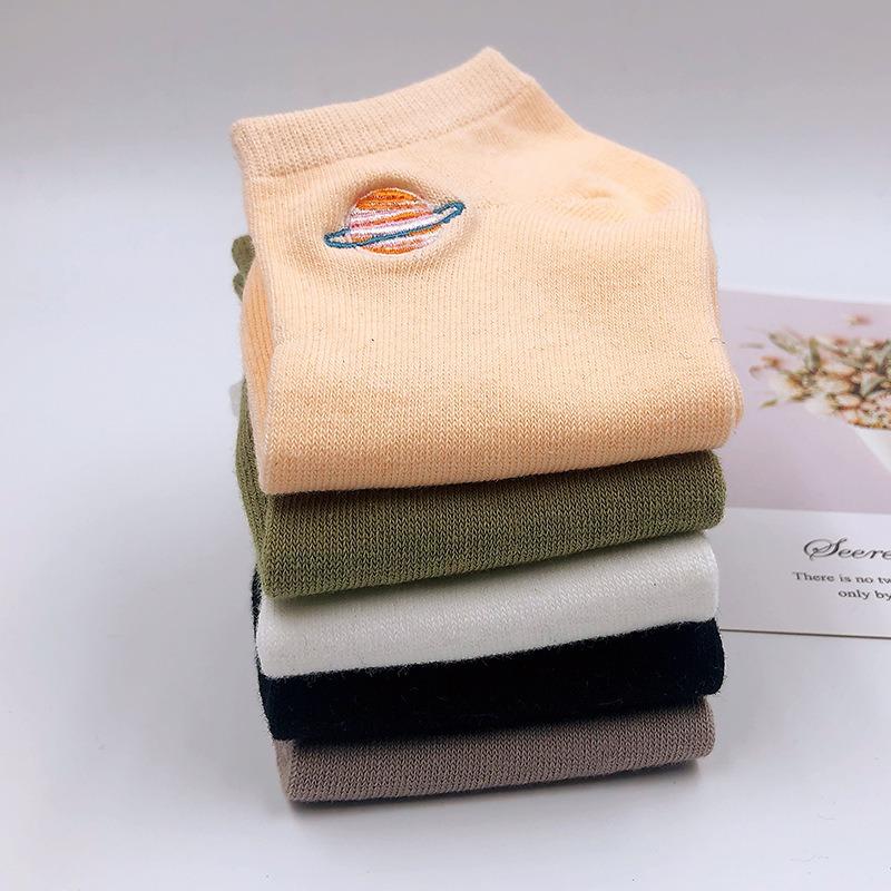 5 Pairs of New Female Spring and Summer Embroidery Cotton Creative Interesting Short Tube Socks