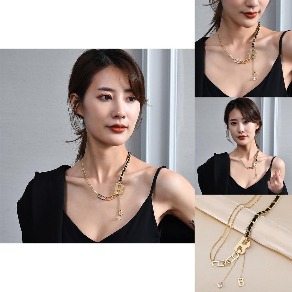 Fashionable And Elegant Chunky Chain Necklace Featuring Personalized Letter Pendant