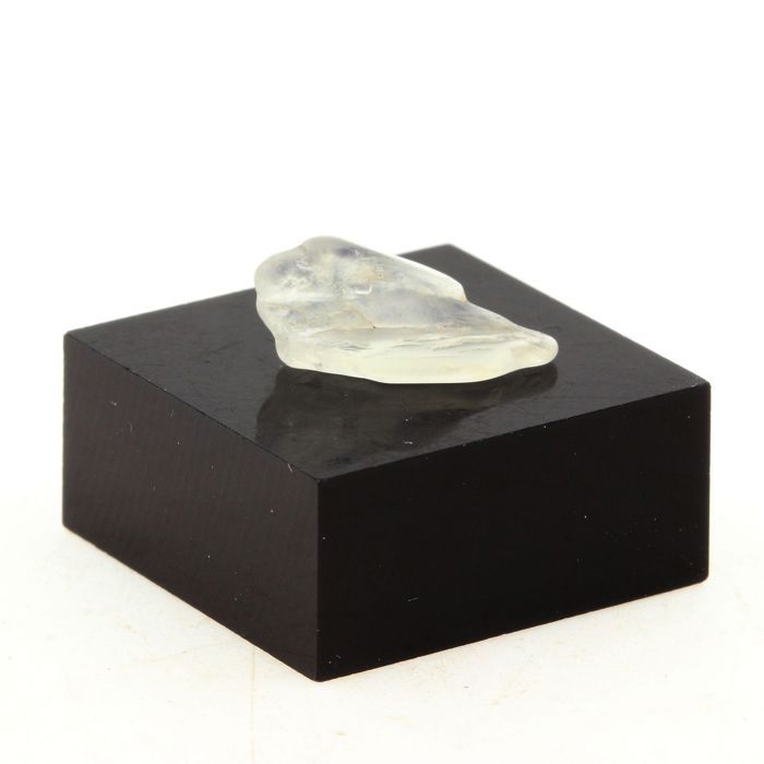 Pierres et Minéraux. Pierre De Lune. 1.95 ct. Kilosa District, Morogoro Region, Tanzanie.