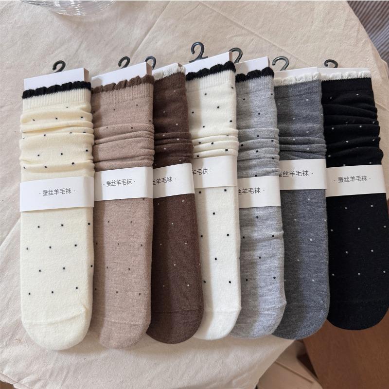 Polka Dot Silk and Wool Socks, Thick and Sweet for Autumn and Winter, Boneless Pile Socks for Girls, Mid-calf Socks