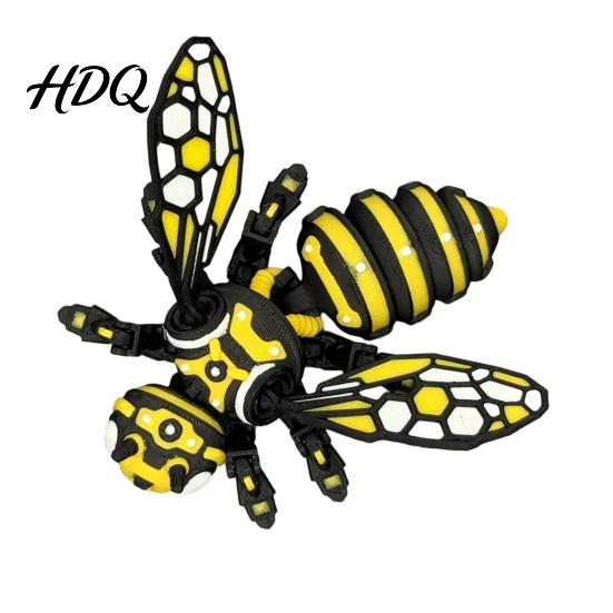 Customizable Poseable Figure 3D Printed Articulated Bee Toy Keychain Ornament Posable Mechanical Creature Model Insect Figurine for Desktop