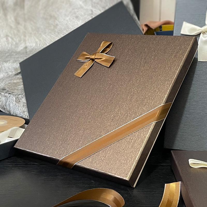 Rectangular Gift Box for Large Shirts & 12-Inch Vinyl Records
