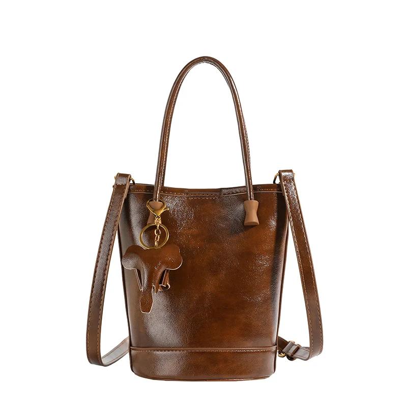 Versatile Feminine Shoulder Bag  Elegant Crossbody Bag for Work  Small Portable Shoulder Bag  New