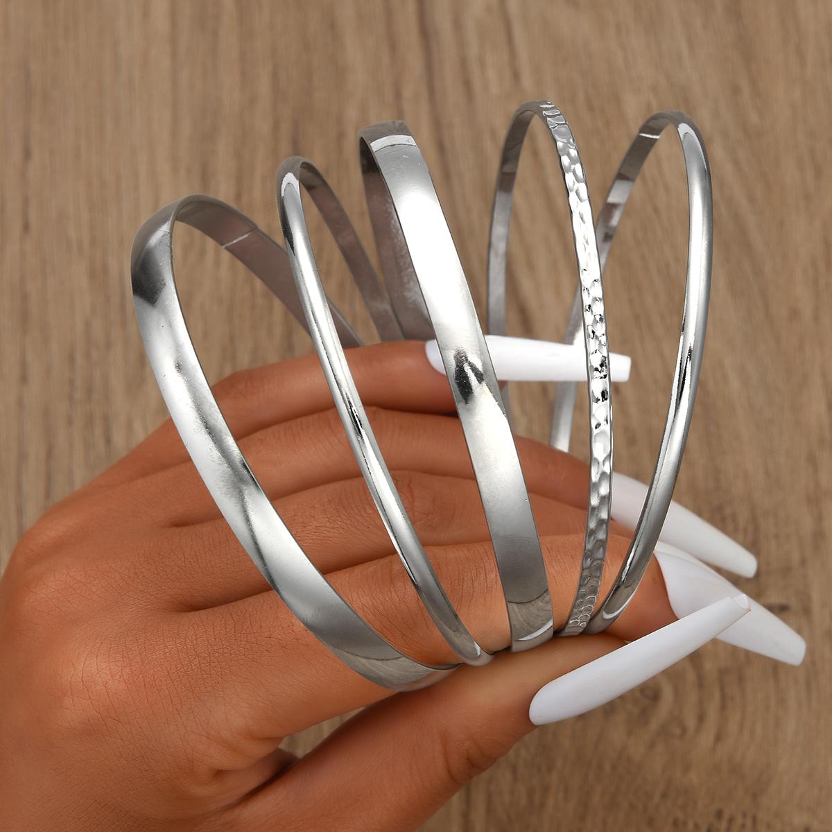 

5 Pcs Vintage Minimalist Smooth Bangles Set for Women Fashion Metal Silver Color Twisted Bracelet Daily Party Jewelry Gift 2026