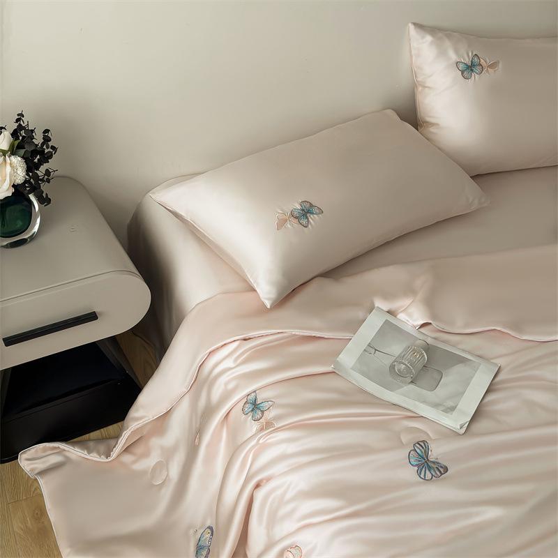 Lyocell Tencel Summer Cooling Air-conditioned Blanket, Quilt, and Quilted Blanket Are Machine Washable, Designed for Lightweight