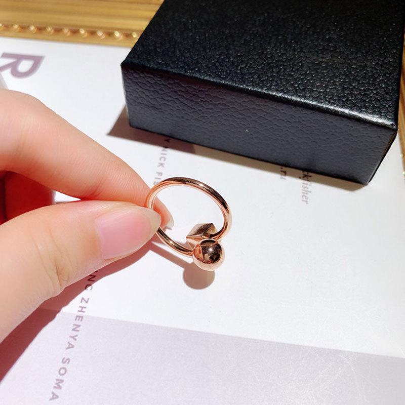 Korean Style Geometric Ring: Trendy, Simple, Openable Spherical Square Finger Ring for Women Adjustable Open розового золота