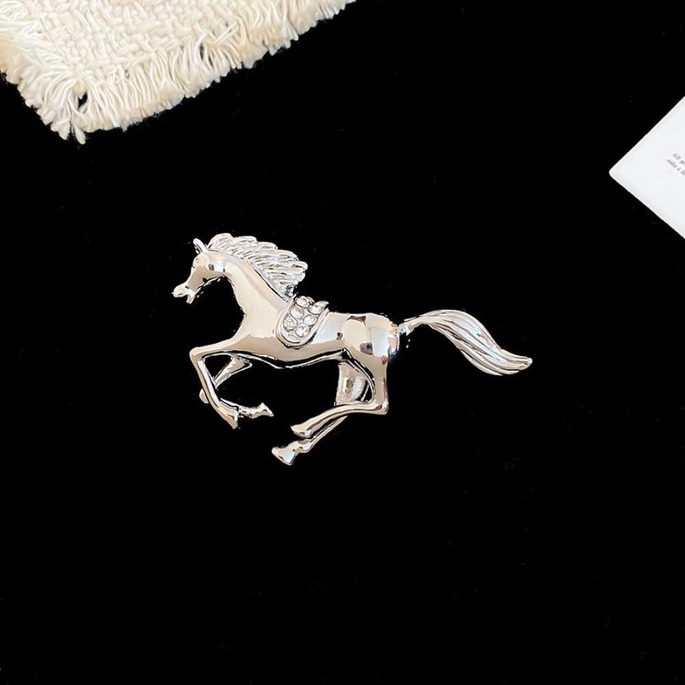Chinese New Year Metal Horse Brooch Jewelry Accessories Animal Lapel Pins  New Year Gifts