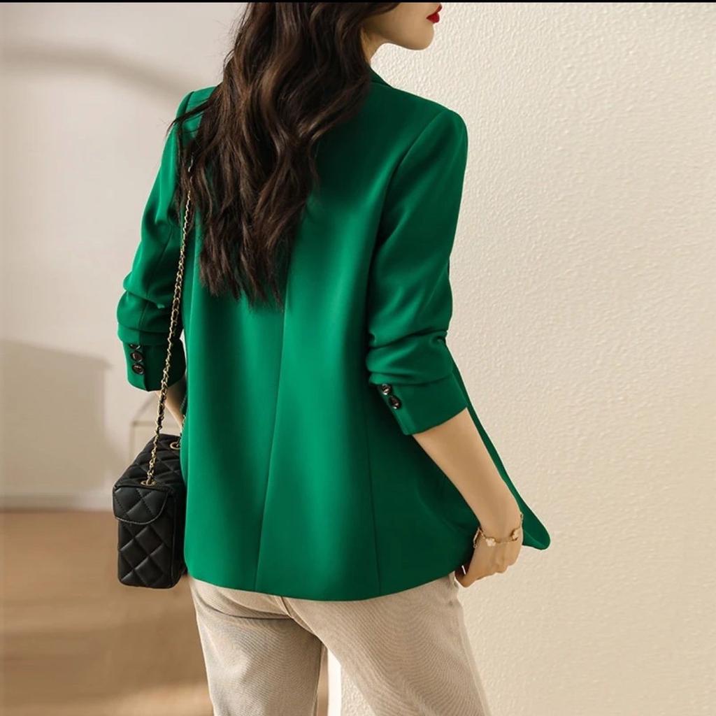 Stilvoller, lässiger Blazer in Grün für Damen, perfekt für Frühling und Herbst