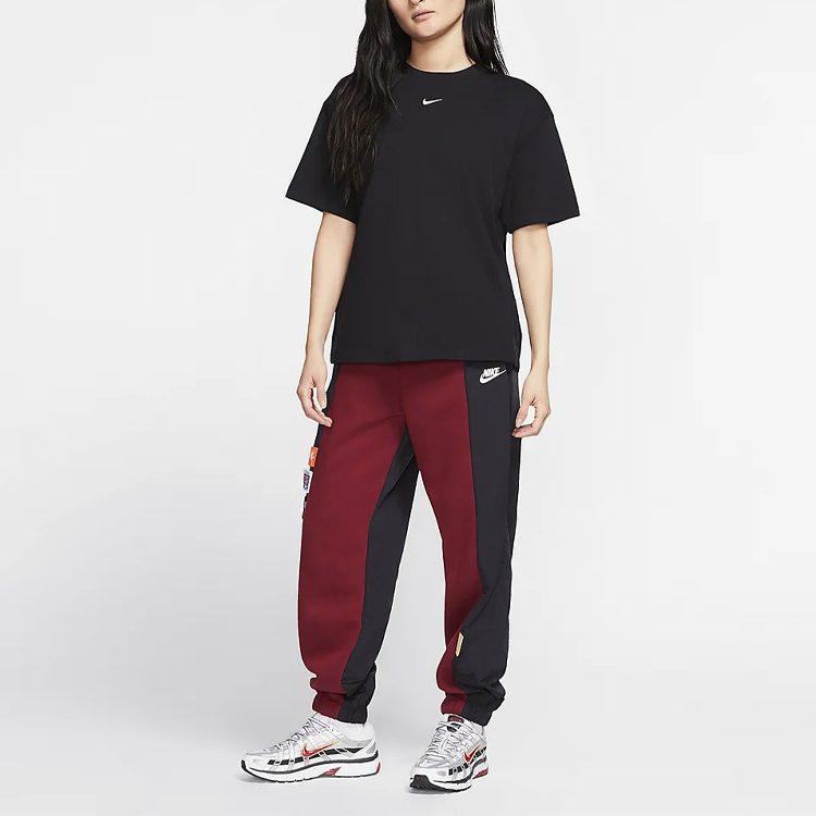 Nike Sportswear Essentials T Shirt Women's Black CT2588-010