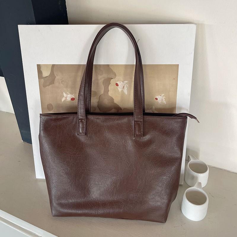 Casual Shoulder Bag for Women New Original Soft Leather Bag for Commuting for Class, Large Capacity Simple Touring Bag