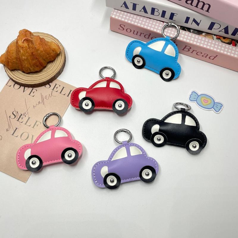 Vintage Creative Car Keyring Accessories Key Chains Alloy PU Material Creative Keychain Ornaments Cartoon Schoolbag Bag Pendant