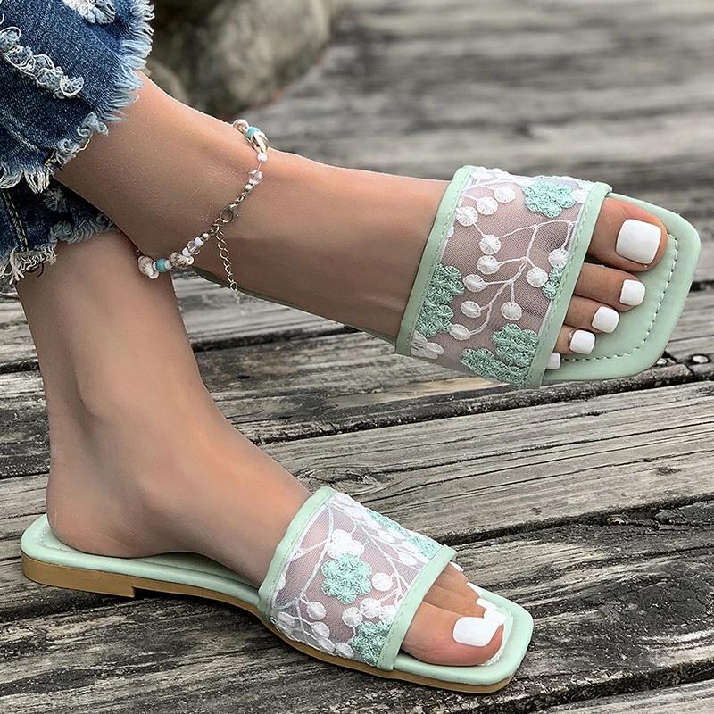

Fashion Retro Embroider Low Heel Slippers Women Summer Square Toe Slip On Slides Woman New Anti-Slip Beach Pu Leather Slippers Mujer 43