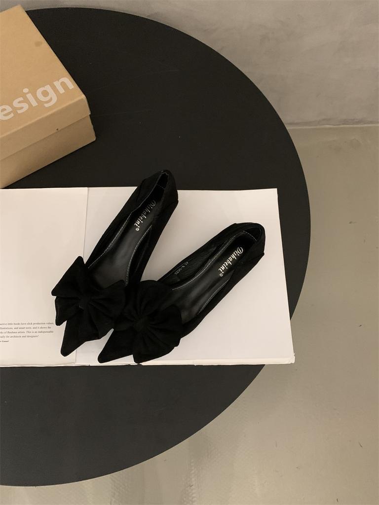 French Pointed Single Shoes Women's Shoes Spring and Autumn 2025 New Red Wedding Shoes Bow Light Mouth Thin Heel Suede Ladyshoes