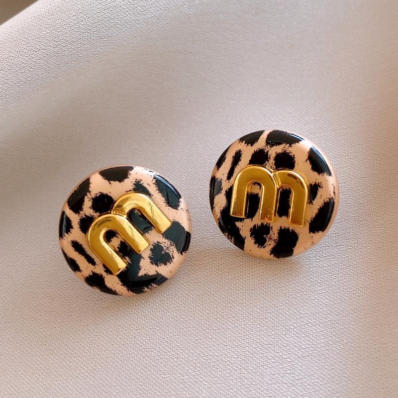 18 Karat Vergoldete Ohrstecker mit Leopardenmuster-Herz - Luxuriöse Retro-Stecker für Damen