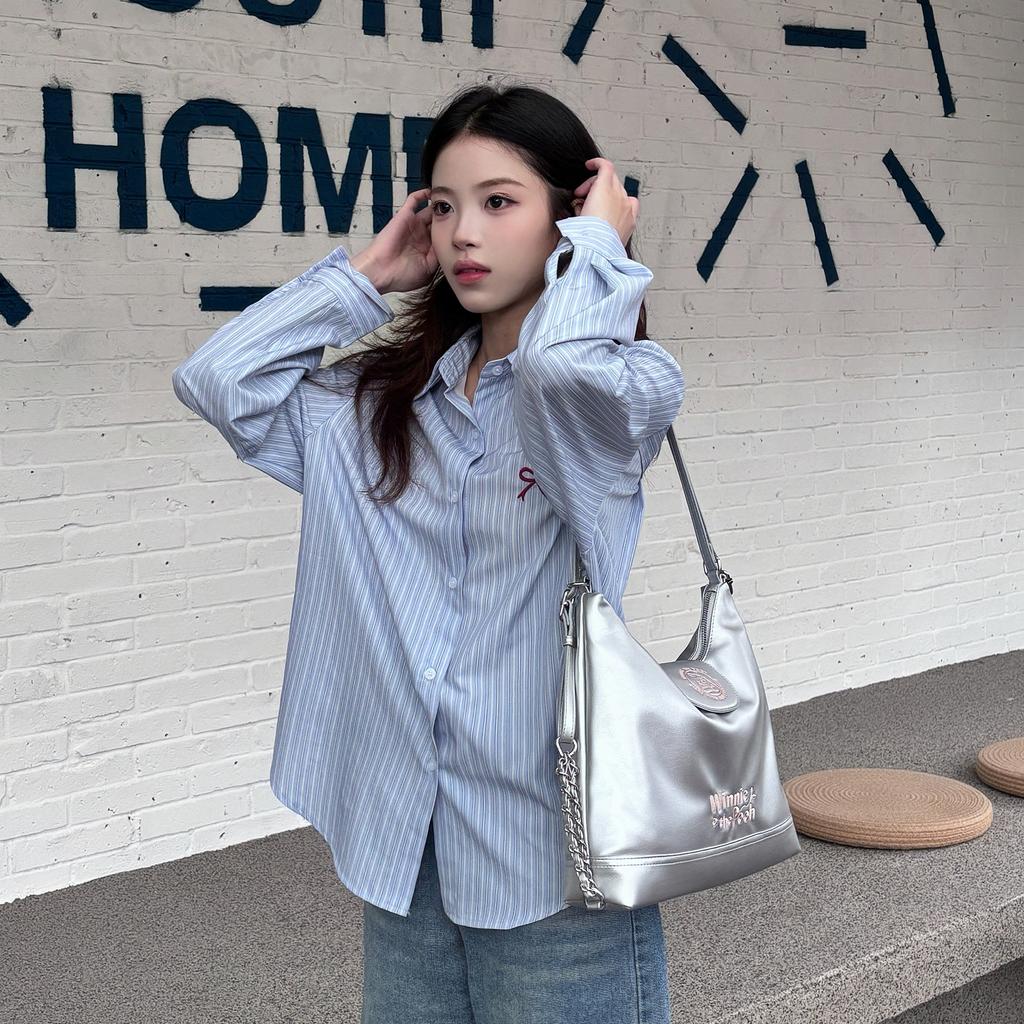 New Disney Winnie The Pooh Series Synthetic Leather Shoulder Bag Women's Silver BMK-72693