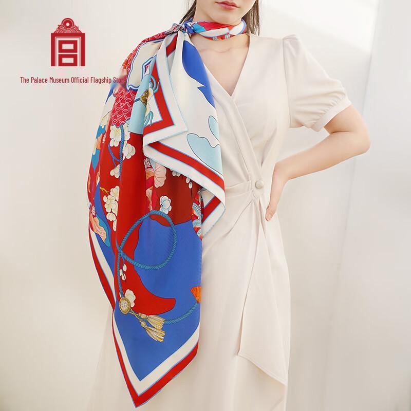 

Шелковый шарф Рыба год за годом из тутового шелка Запретный город