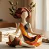 Zittende Meditatie Beeldje Kalm Hars Beeld Artistiek Abstracte Dame Beeldje voor Bureau, Planken Stijl