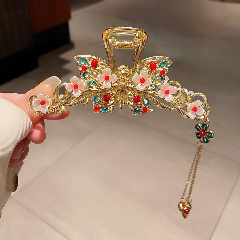 Elegant Hanfu Shark Hair Clip with Long Tassel for Women's Makeup and Hair Accessories